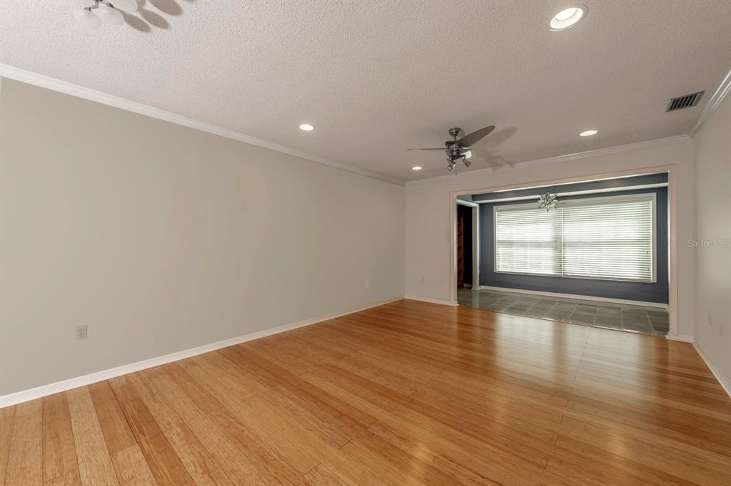 110 N Tremain Street - Photo 8