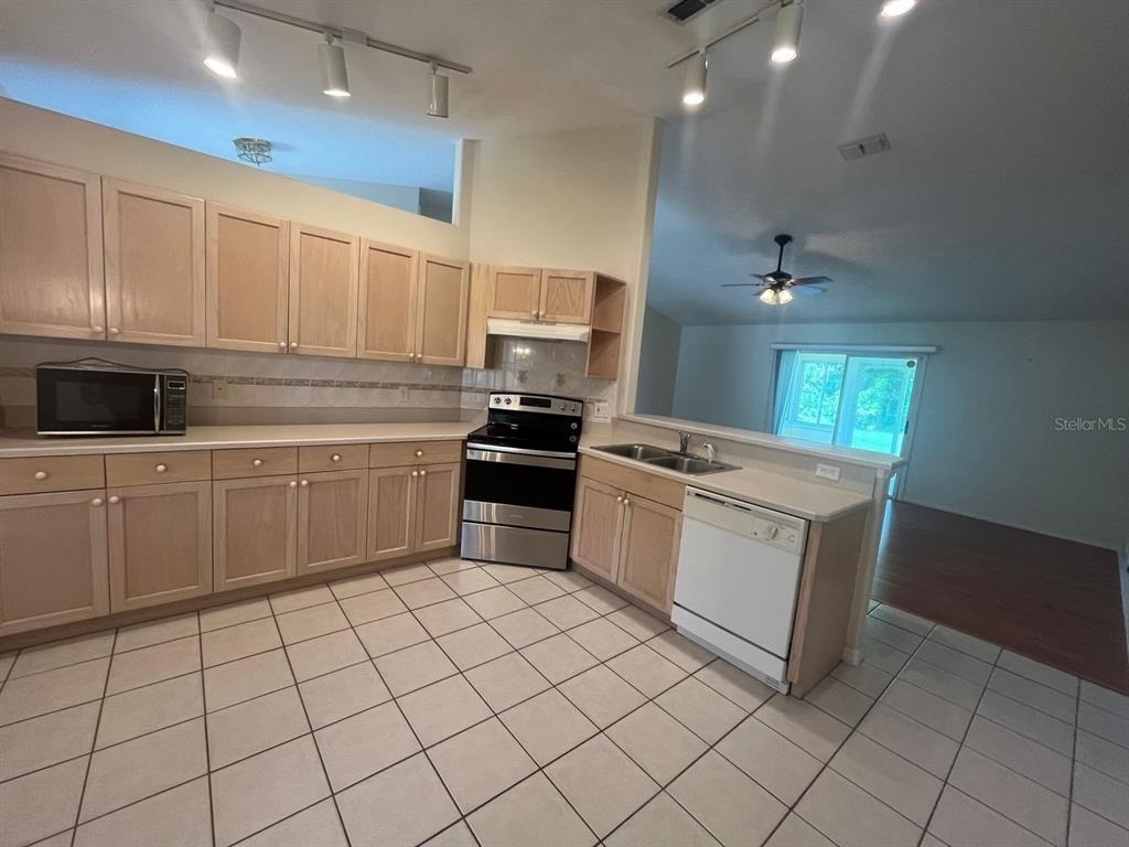 30 Fenwick Lane - Photo 3