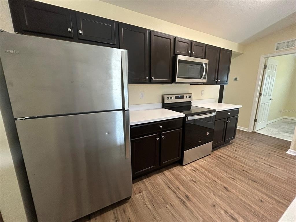 22480 La Guardia Avenue - Photo 4