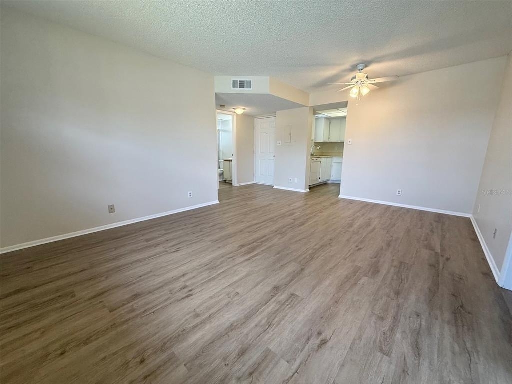 19505 Quesada Avenue - Photo 7