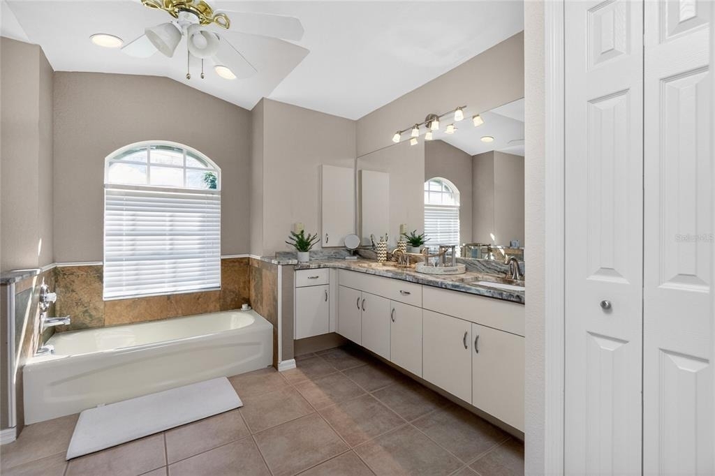 1112 Muscovie Court - Photo 19