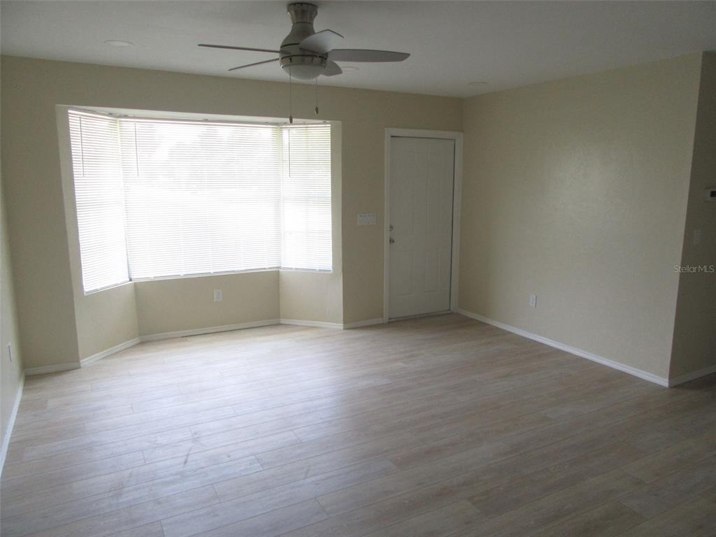 23029 Alabaster Avenue - Photo 2