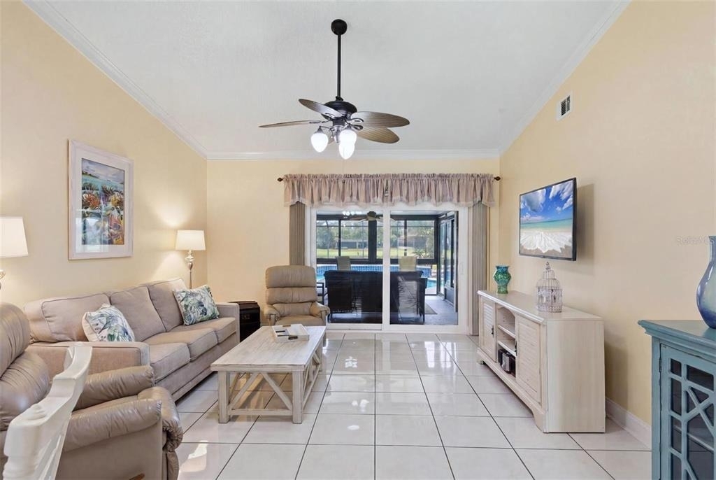 3663 Longmeadow - Photo 4