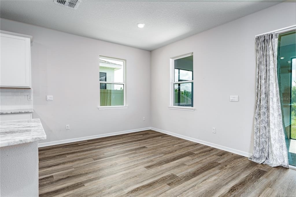 10622 Eustis Drive - Photo 7