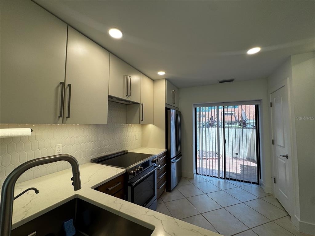 5312 Huntingwood Court - Photo 12