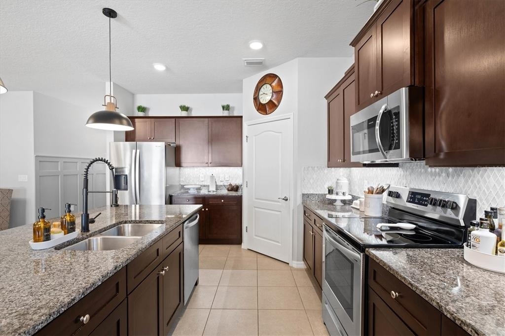 13905 Woodbridge Terrace - Photo 13