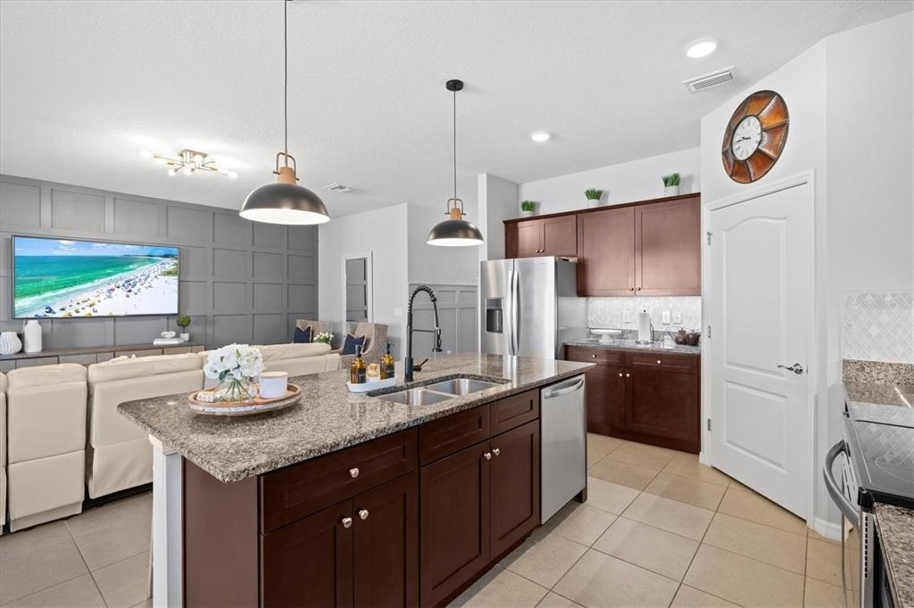 13905 Woodbridge Terrace - Photo 14