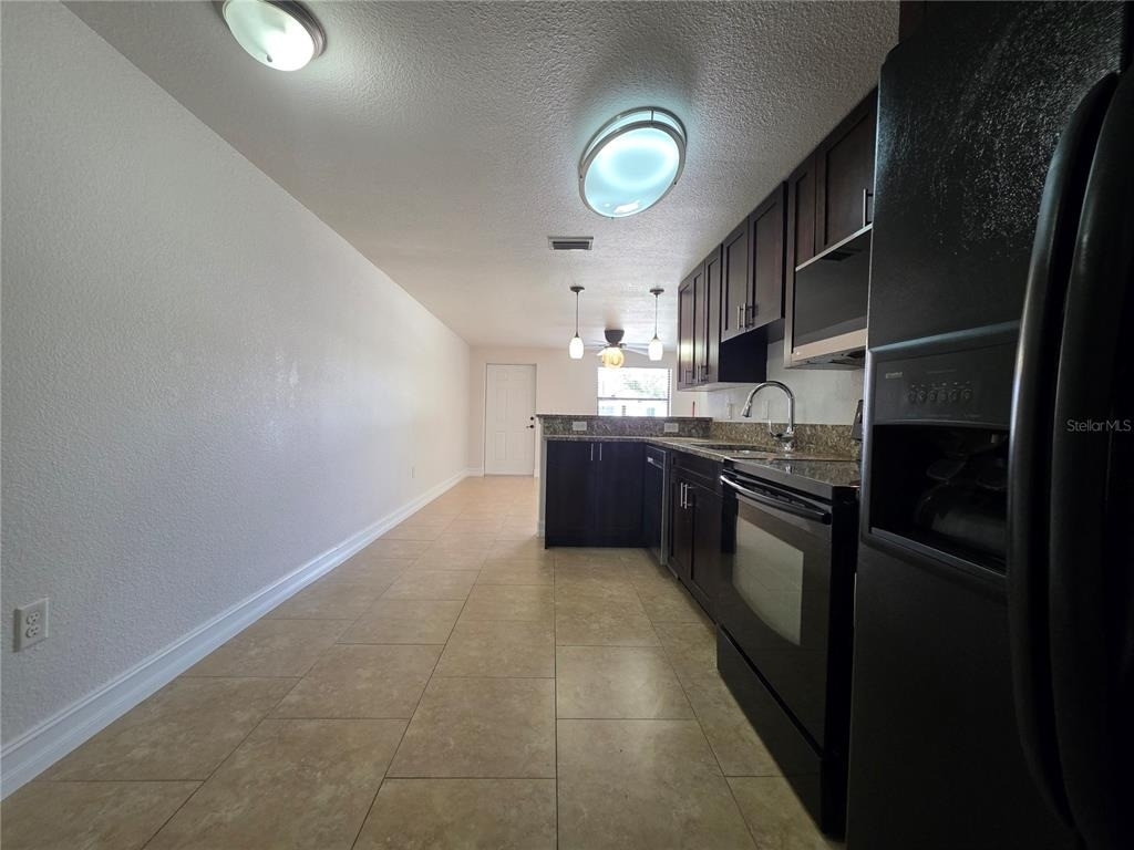 15532 Chamberlain Boulevard - Photo 4