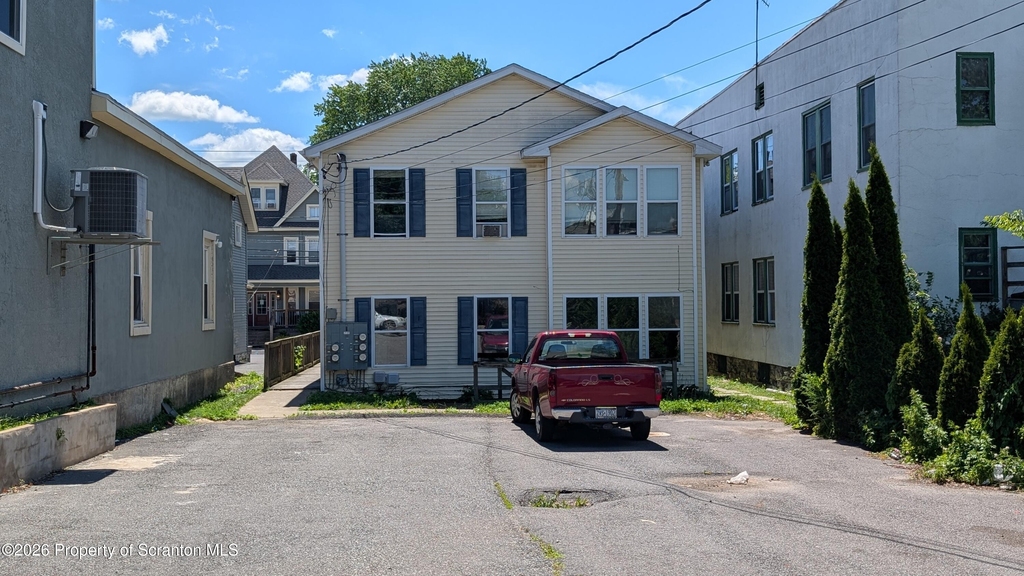 114 Prospect Avenue - Photo 3