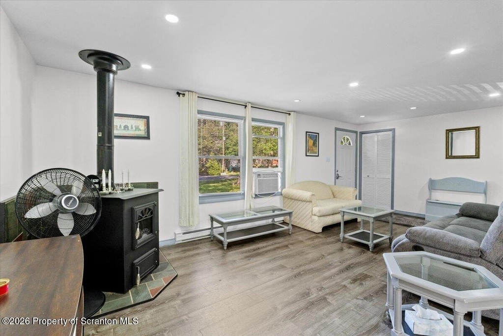 3528 Peak Drive - Photo 4