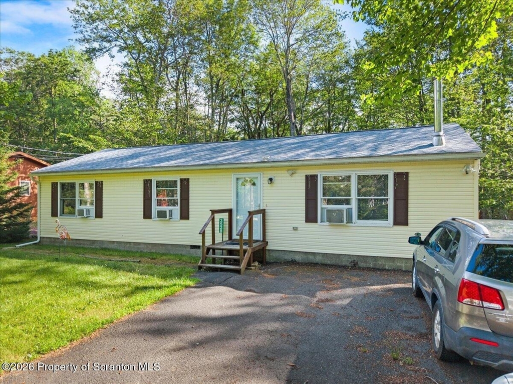 3528 Peak Drive - Photo 1