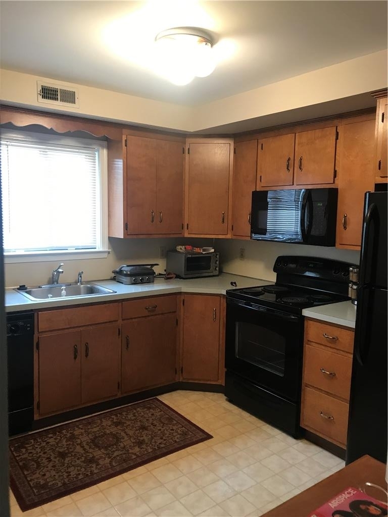 897 Cold Spring Road - Photo 3