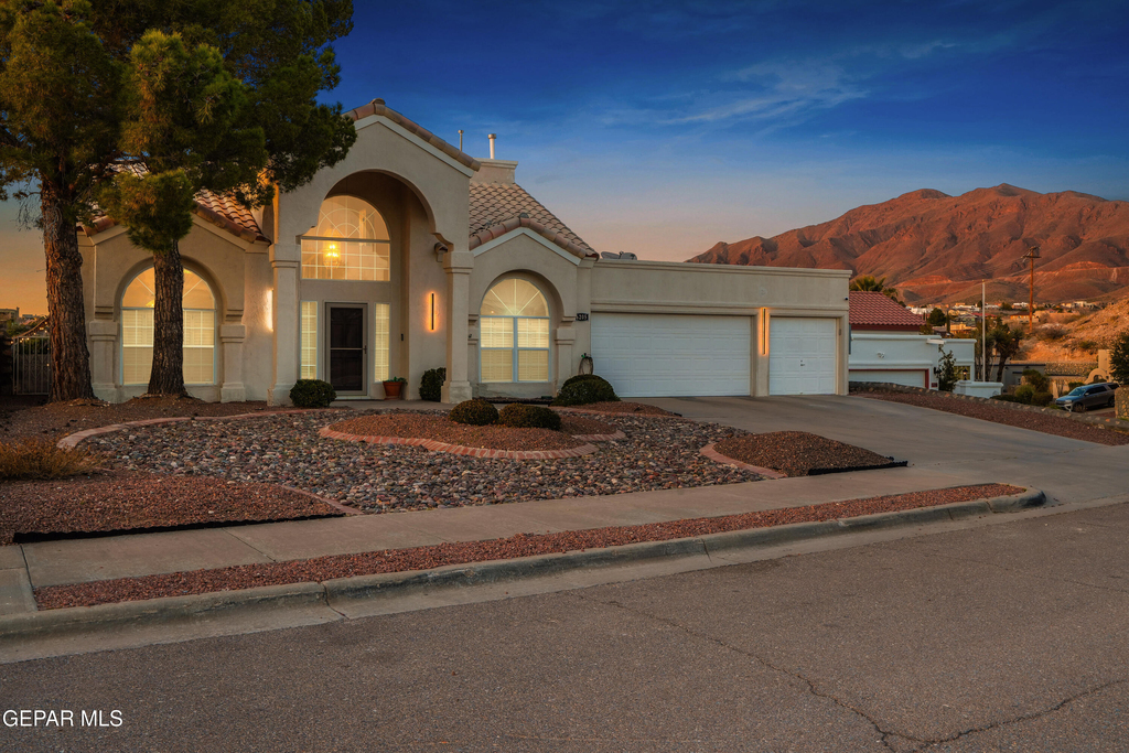 6205 La Posta Drive - Photo 2