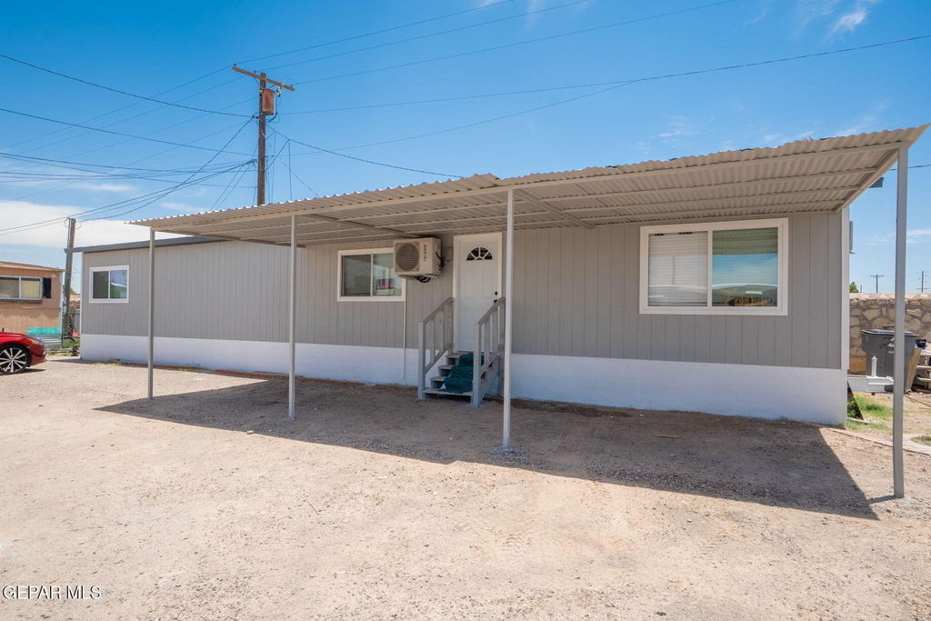8335 Roseway Drive - Photo 3
