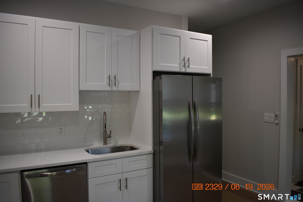 402 Main Street - Photo 3