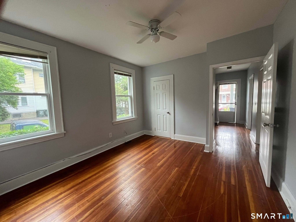 415 Willow Street - Photo 15