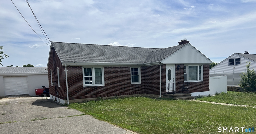 80 Alexander Avenue - Photo 0