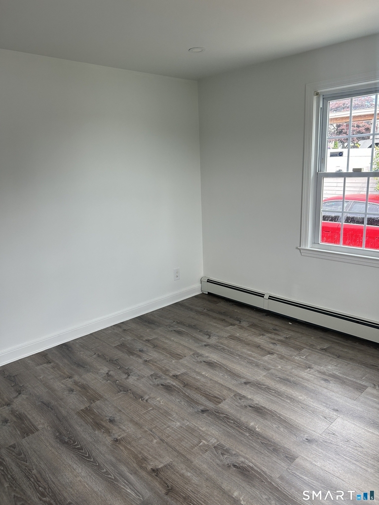 80 Alexander Avenue - Photo 11