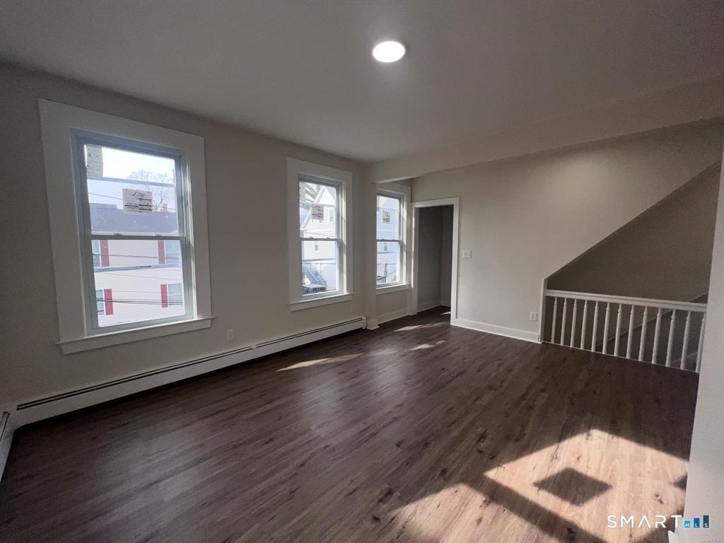 44 Laurel Court - Photo 4