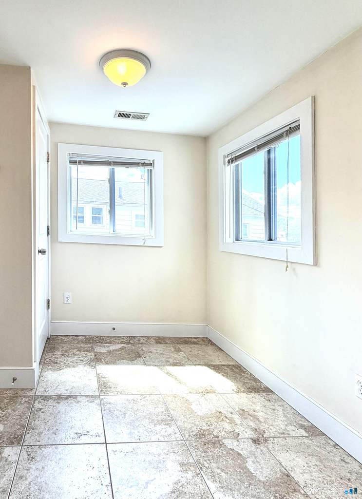 18 Center Street - Photo 3