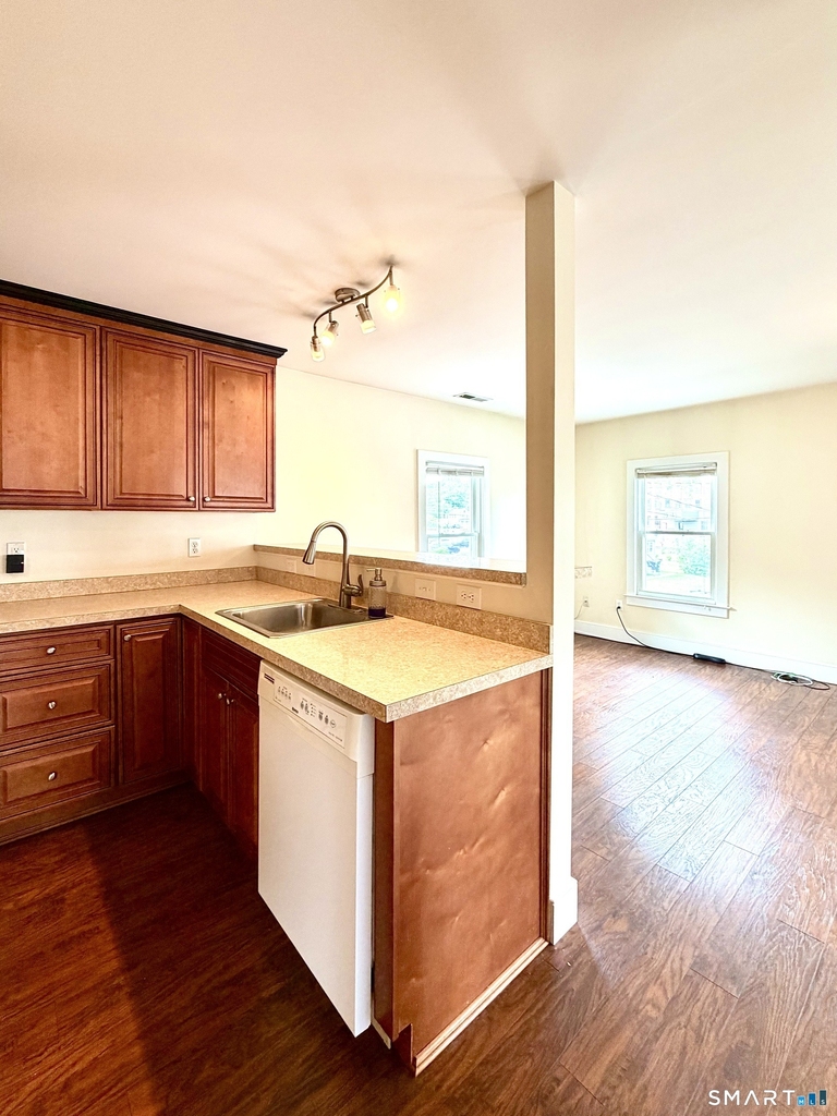18 Center Street - Photo 10
