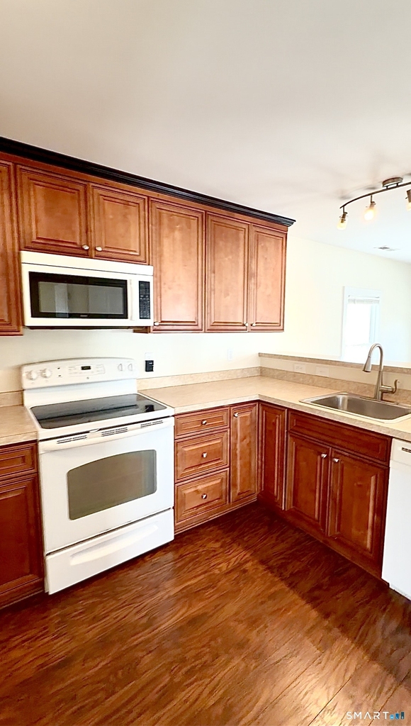 18 Center Street - Photo 7