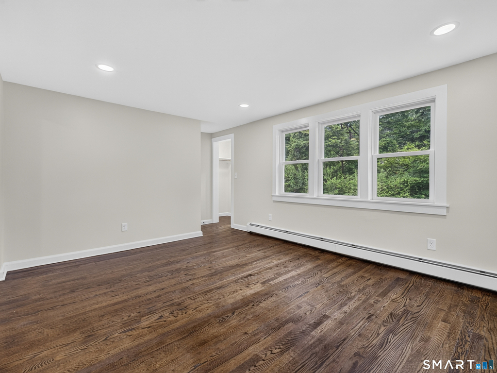 1039 North Road - Photo 5
