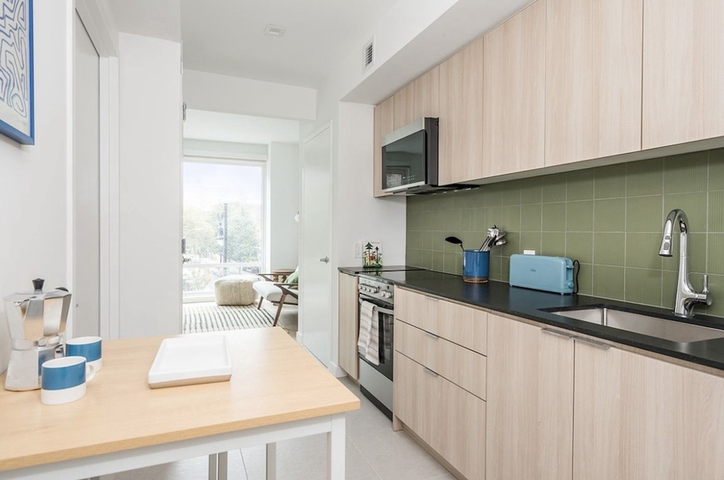 975 Nostrand Avenue - Photo 2