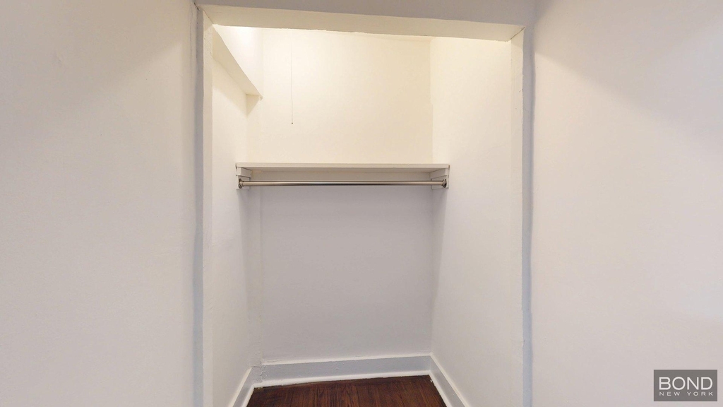 147 East 72nd Street  - Photo 2