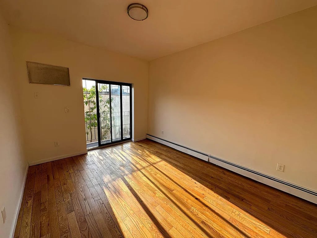 72 Buffalo Avenue - Photo 8