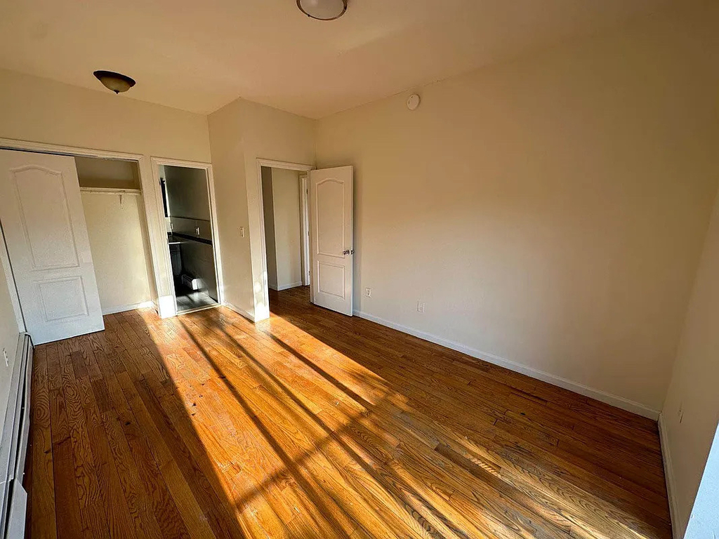 72 Buffalo Avenue - Photo 7