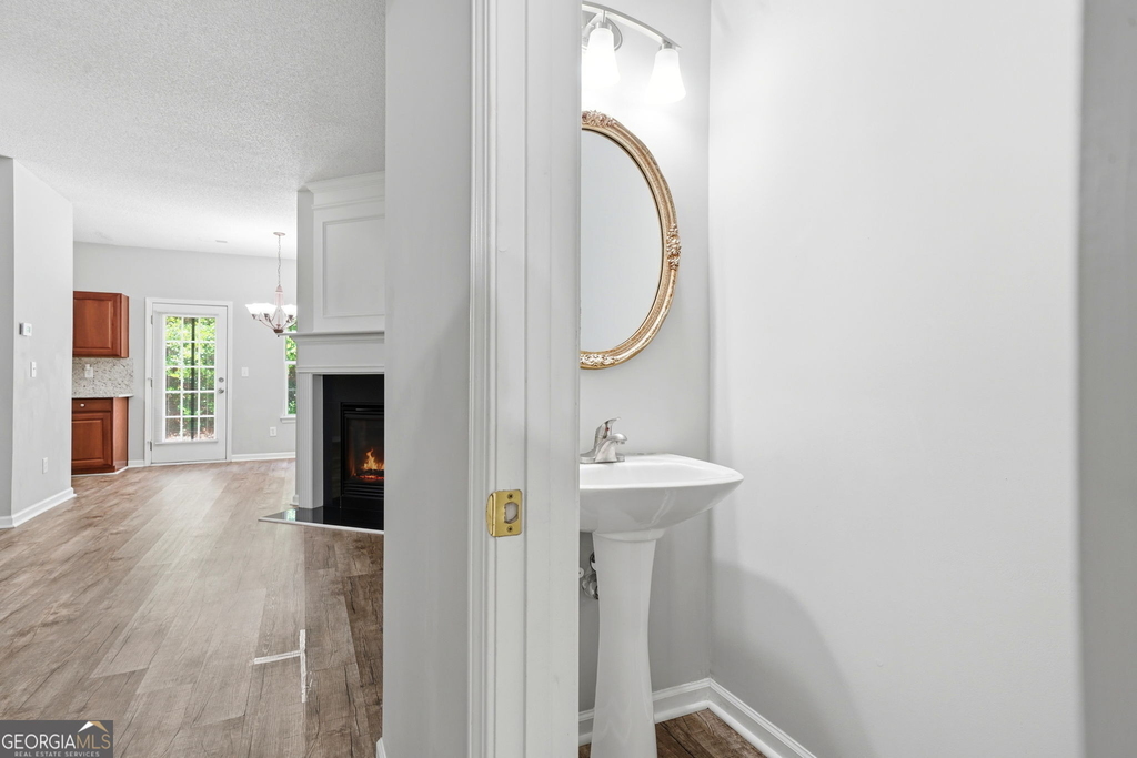 5682 Lawley Drive - Photo 18