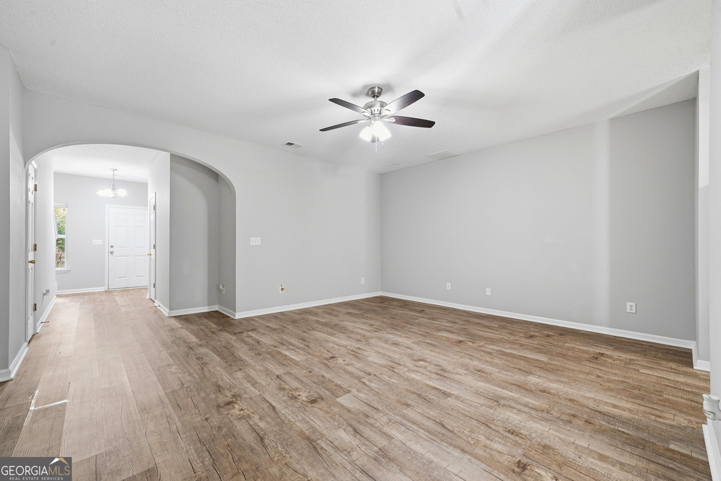 5682 Lawley Drive - Photo 9