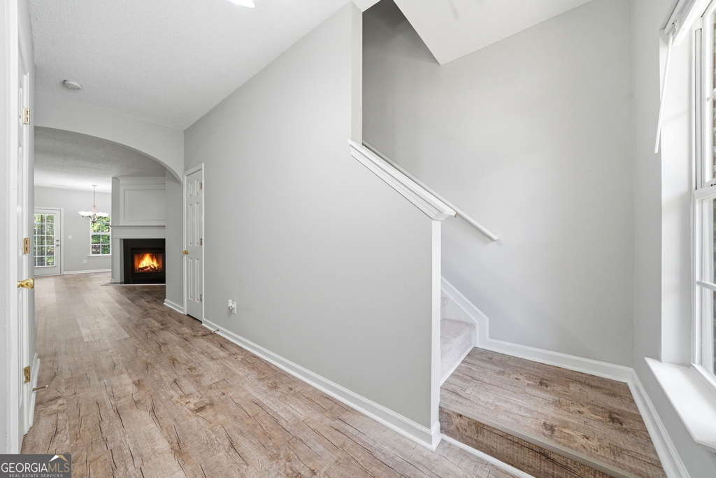 5682 Lawley Drive - Photo 5