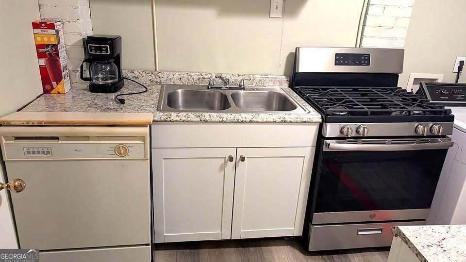 774 Boulevard - Photo 8