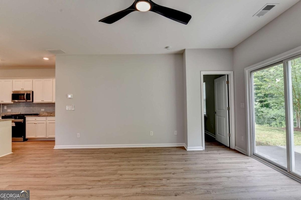 175 Grey Falcon Avenue - Photo 17