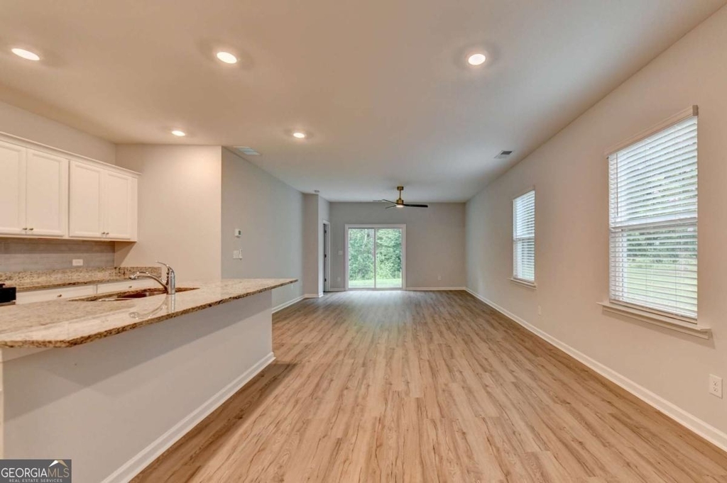 175 Grey Falcon Avenue - Photo 4
