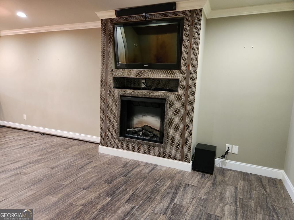 1085 Holly Drive - Photo 9