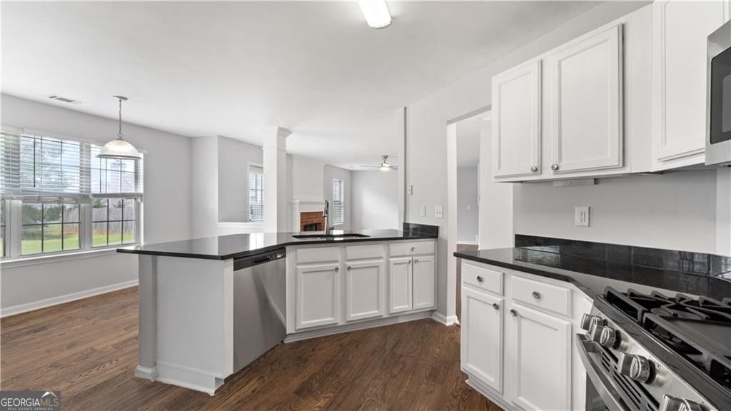 317 Shasta Lane - Photo 3