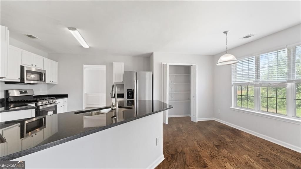 317 Shasta Lane - Photo 4