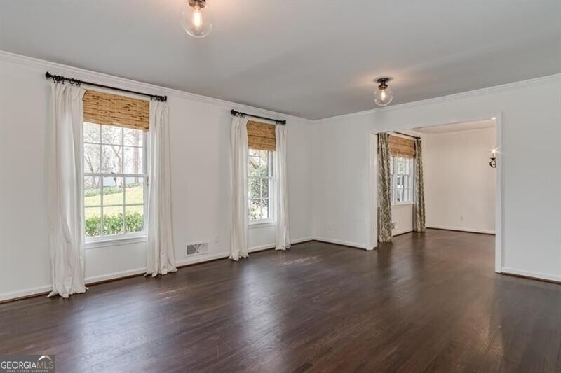4601 Club Circle Ne - Photo 10