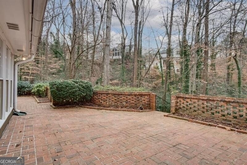 4601 Club Circle Ne - Photo 8