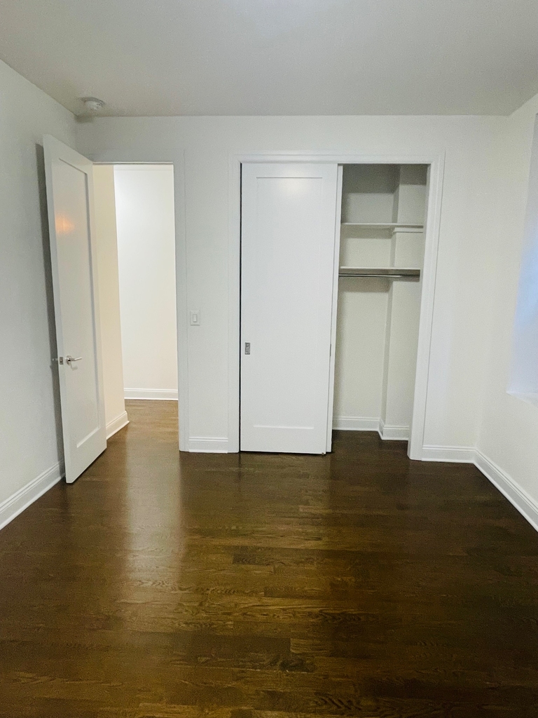 West 58th Street - Photo 6