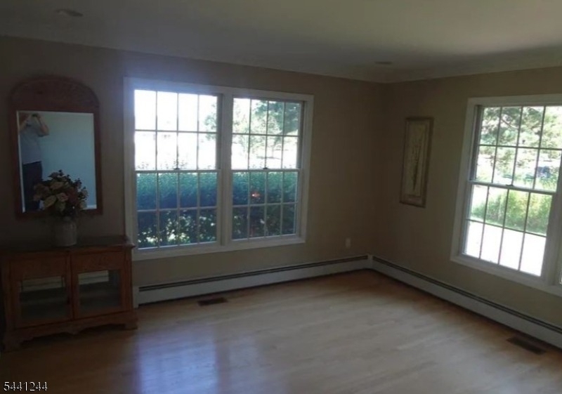 246 Fresh Ponds Rd - Photo 17