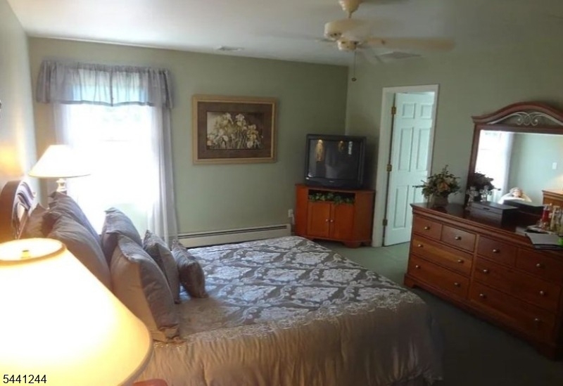 246 Fresh Ponds Rd - Photo 13