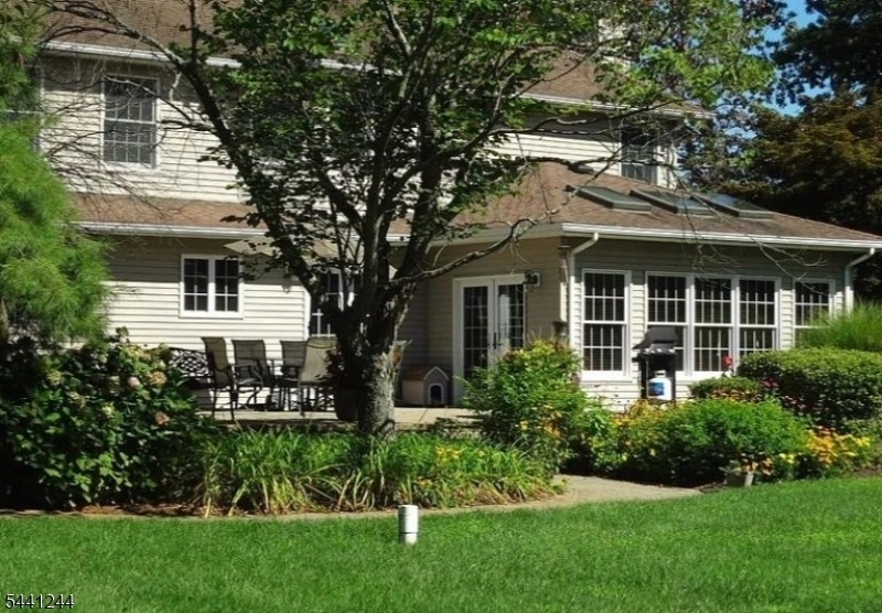 246 Fresh Ponds Rd - Photo 33