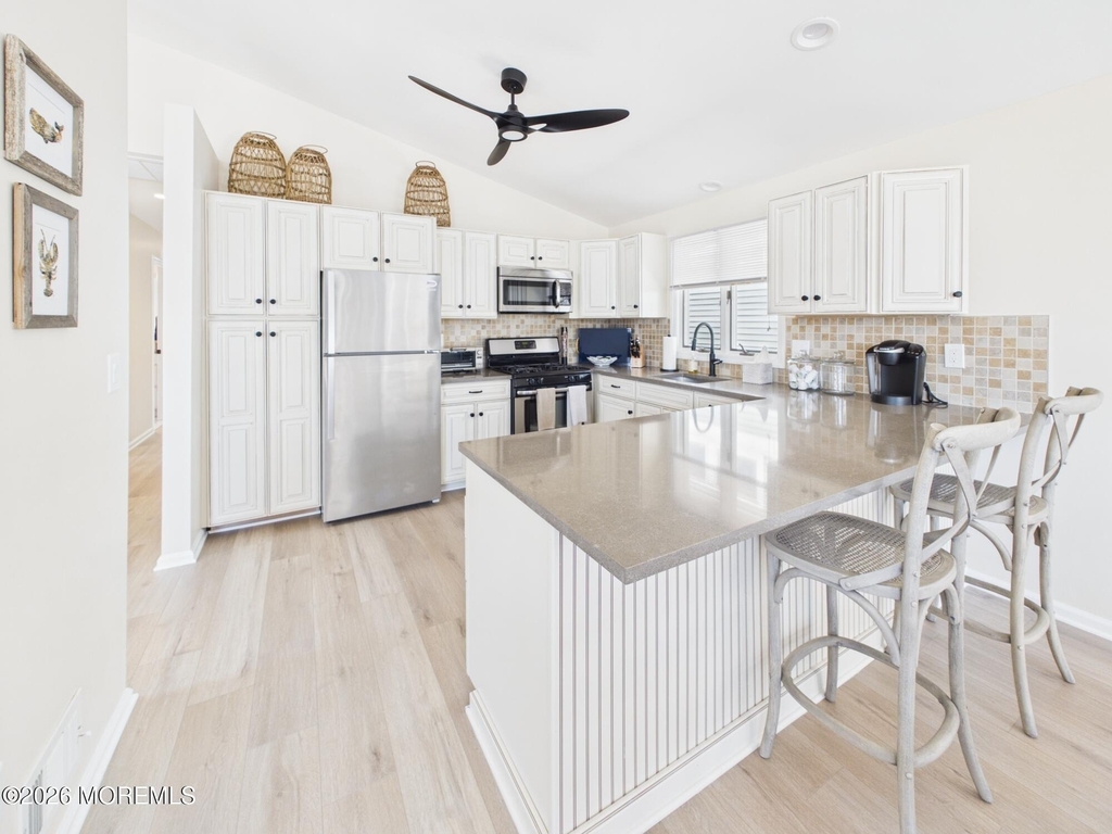 207 4th Avenue - Photo 8
