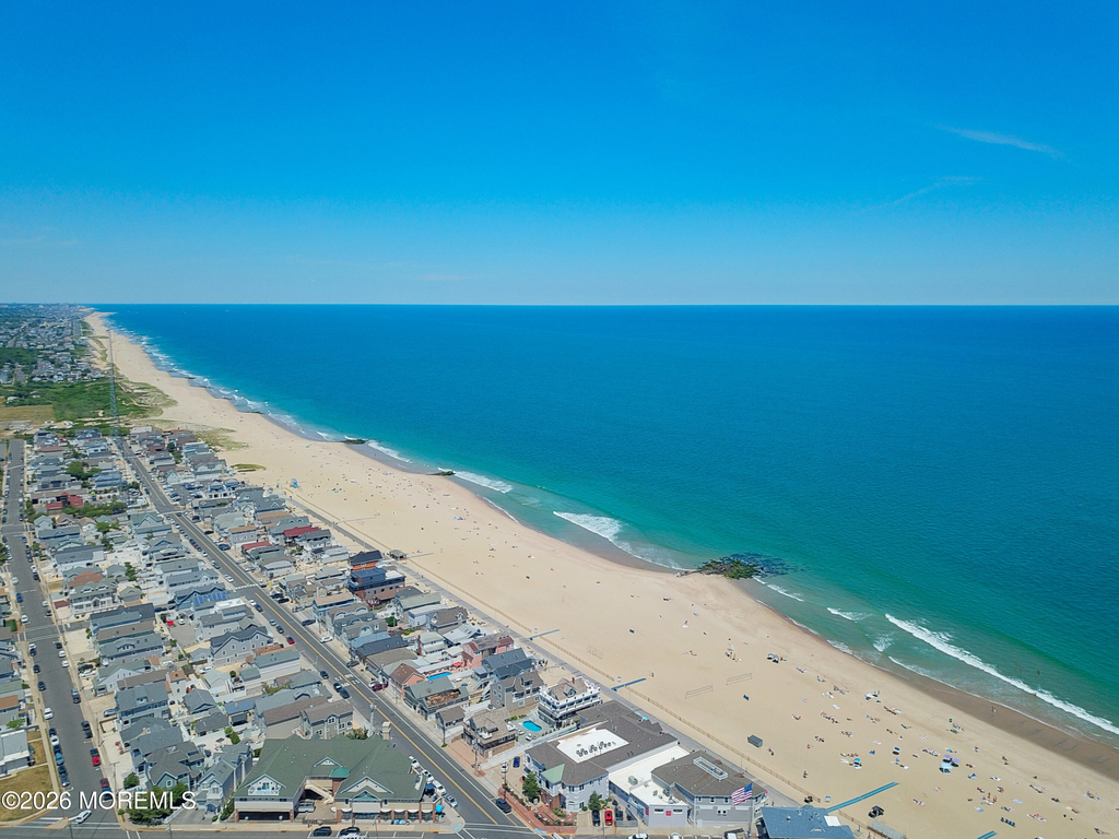 207 4th Avenue - Photo 28