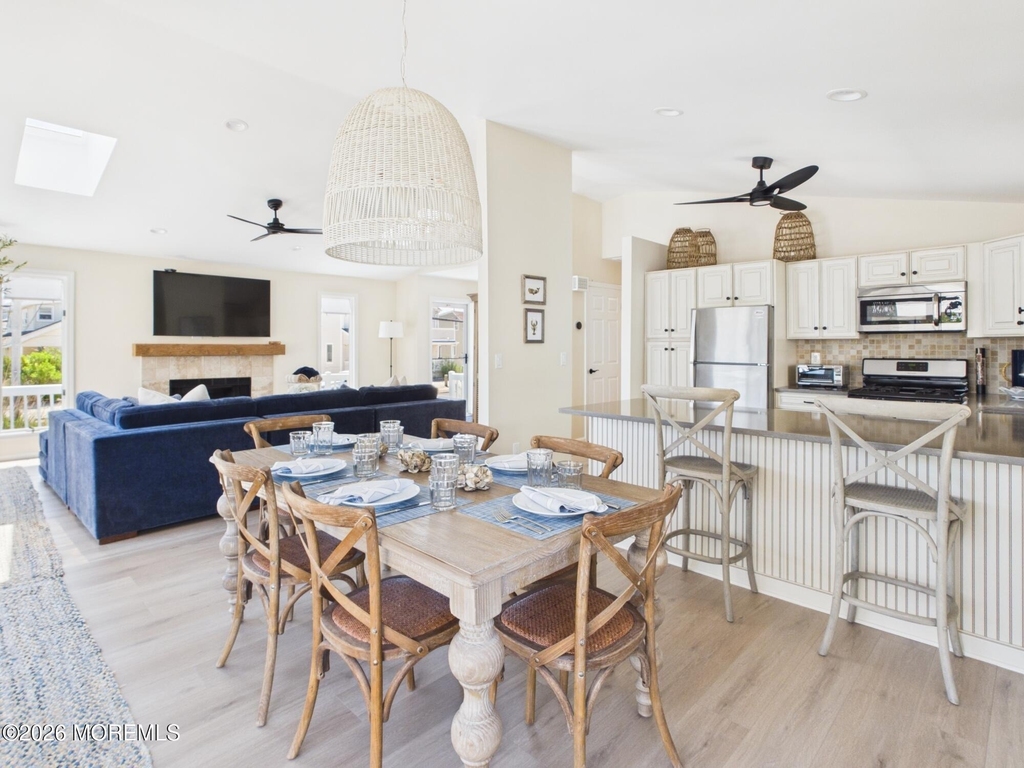 207 4th Avenue - Photo 6