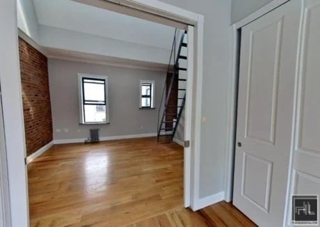 East 100th Street - Photo 1